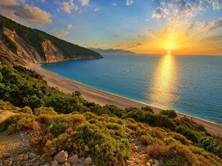 shutterstock_338404856_Myrtos Beach_Kefalonia_GREECE.jpg