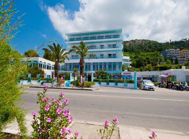 Belair Beach Hotel, Exterior