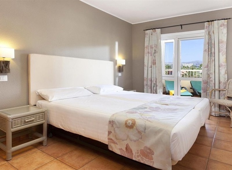 Sol Barbacan, Double room