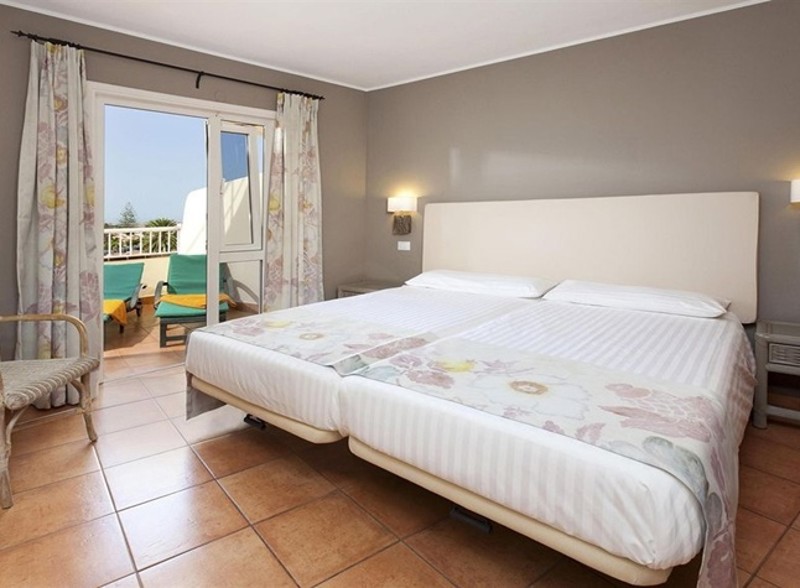 Sol Barbacan, Double room (1)