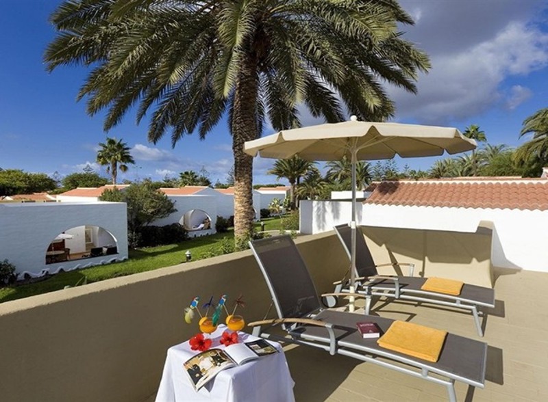 Sol Barbacan, Private balcony terrace