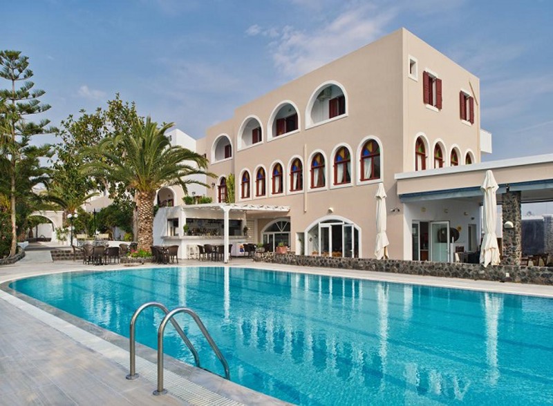 Makarios Pool 3.jpg
