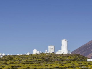 Tenerife solar observatory teide.jpg