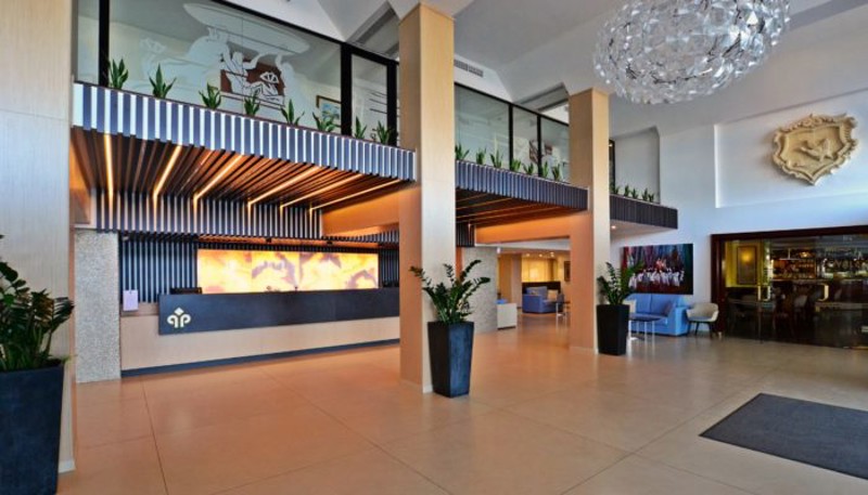 7. Qawra Palace Reception