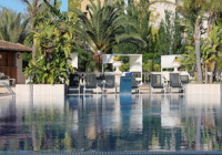 Bahia De Alcudia, Poolside