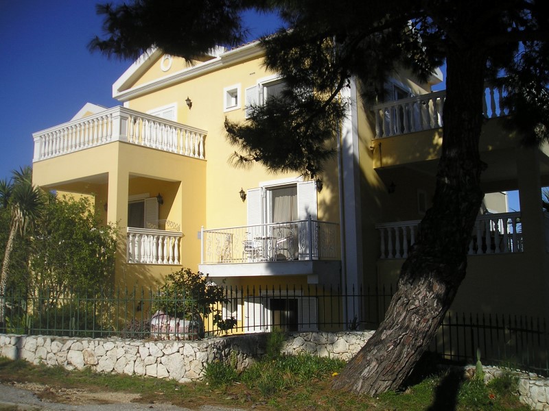 9. Pitas Studios