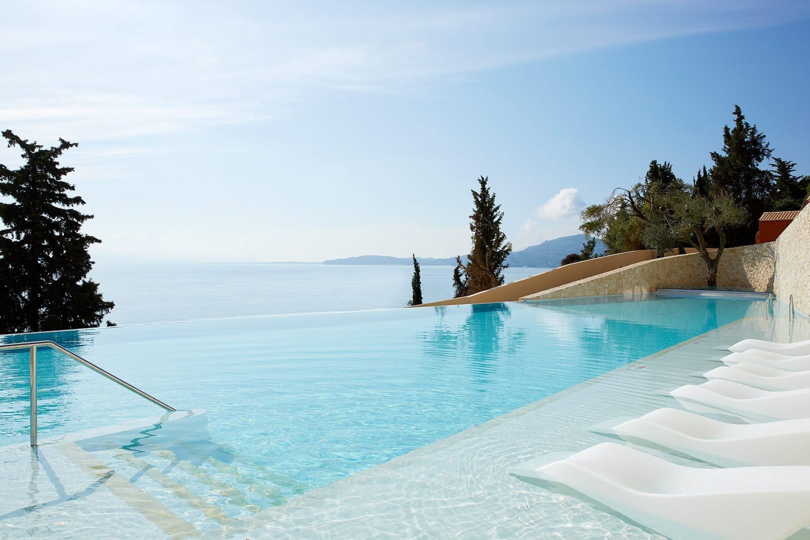 Marbella Nido Infinity Pool