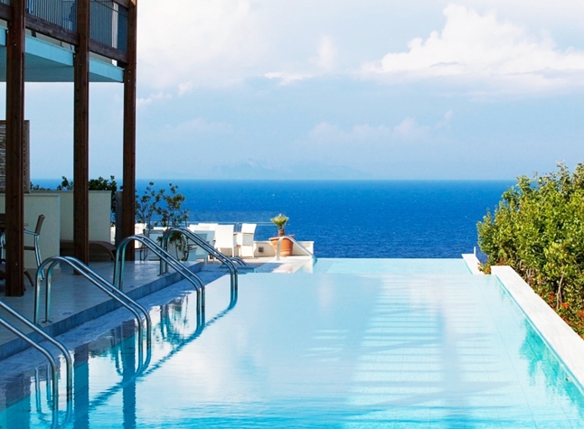 Apostolata Hotel Infinity Pool