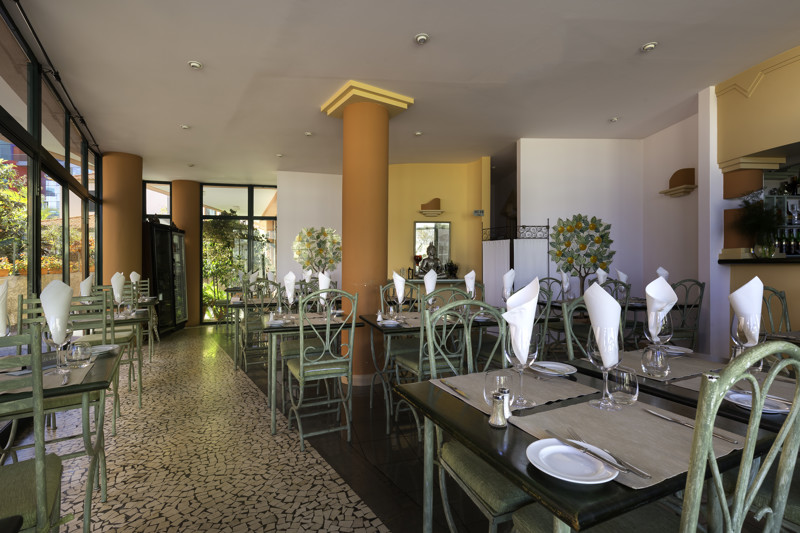Imperatriz Aparthotel Restaurant (1)
