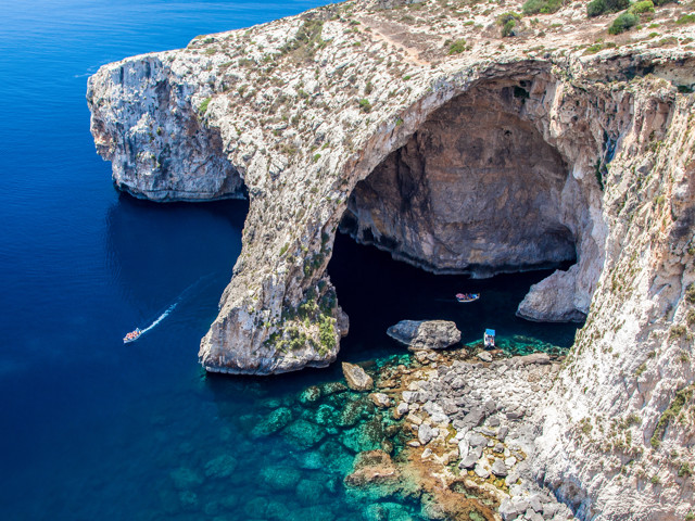 Blue Grotto Shutterstock 494191834
