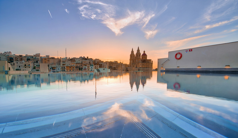 Pergola Hotel And Spa Infinity Pool