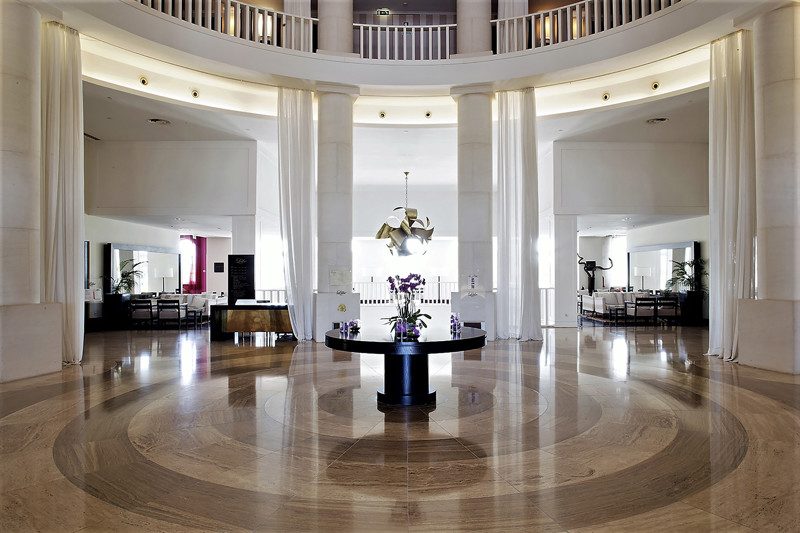 Domes Lake Algarve Lobby