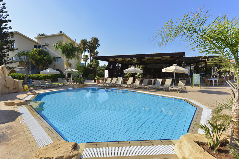 Pool and sunbeds at Makronissos Holiday Village