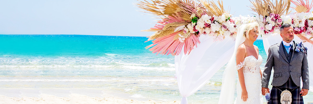 Weddings at Sirens Beach