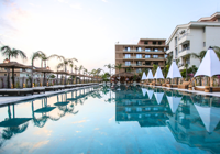 Swimming Pool in Regina Palm Resort