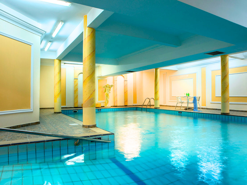 Spa Pool at Kapetanios Limassol Hotel
